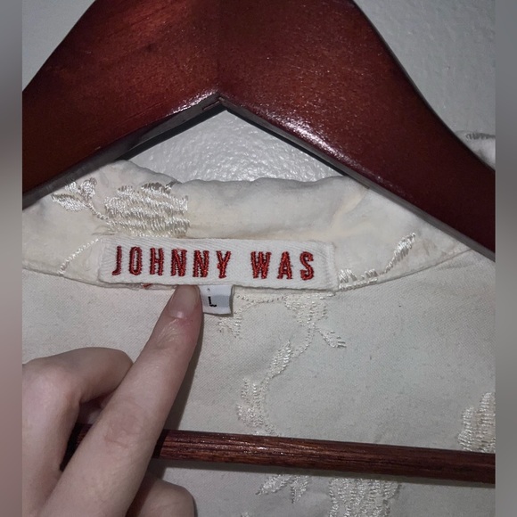 Johnny Was | Vintage White Embroidered Button-up Jacket - Picture 6 of 11